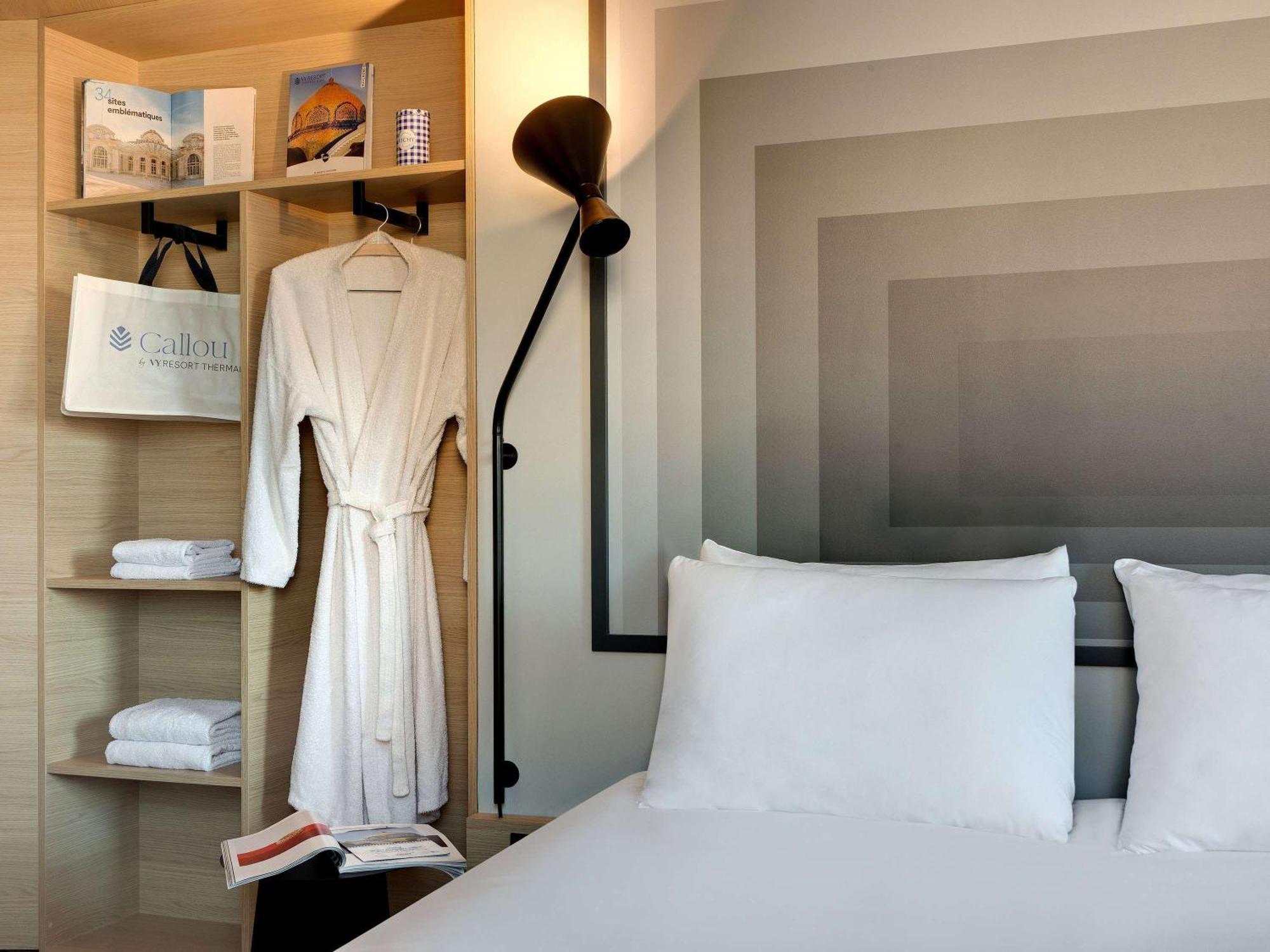 Ibis Vichy Hotel Exterior photo